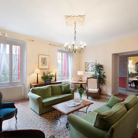 Maison D'aladern Alojamento de Acomodação e Pequeno-almoço Ladern-sur-Lauquet